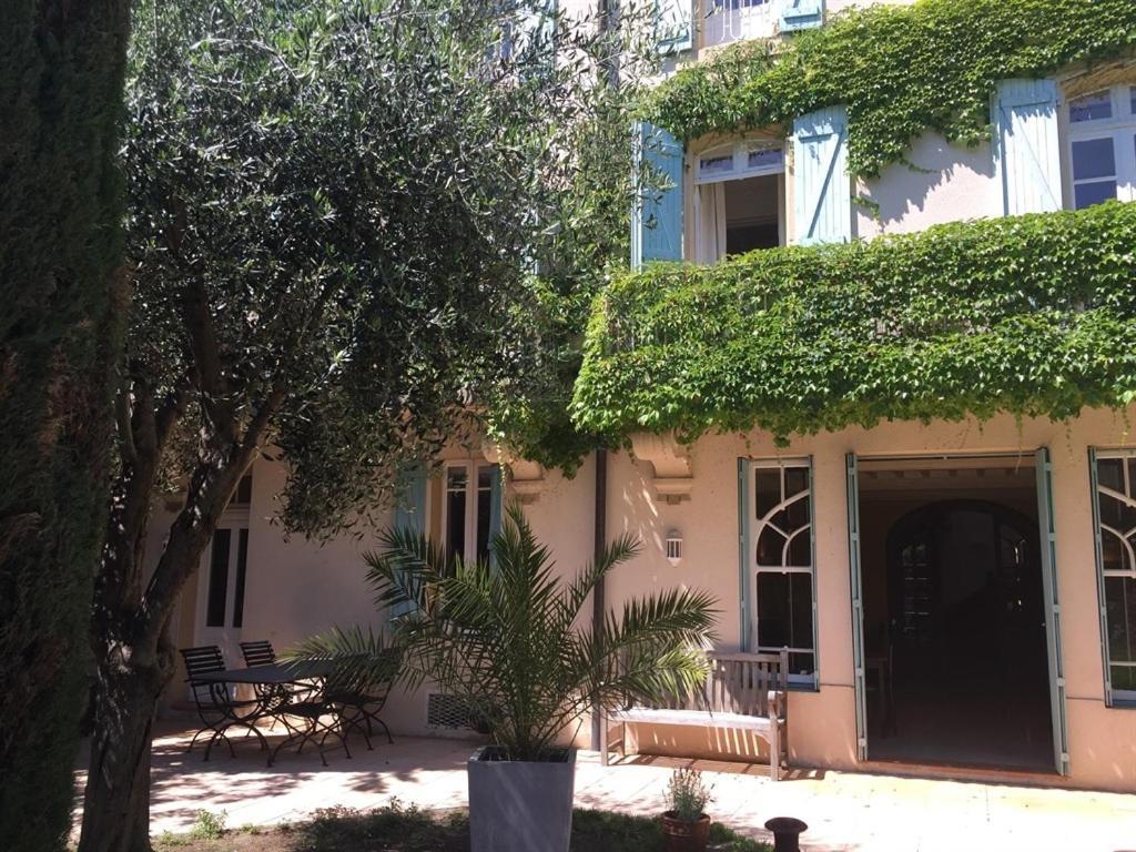 לינה וארוחת בוקר הומפס Le Jardin D'Homps מראה חיצוני תמונה