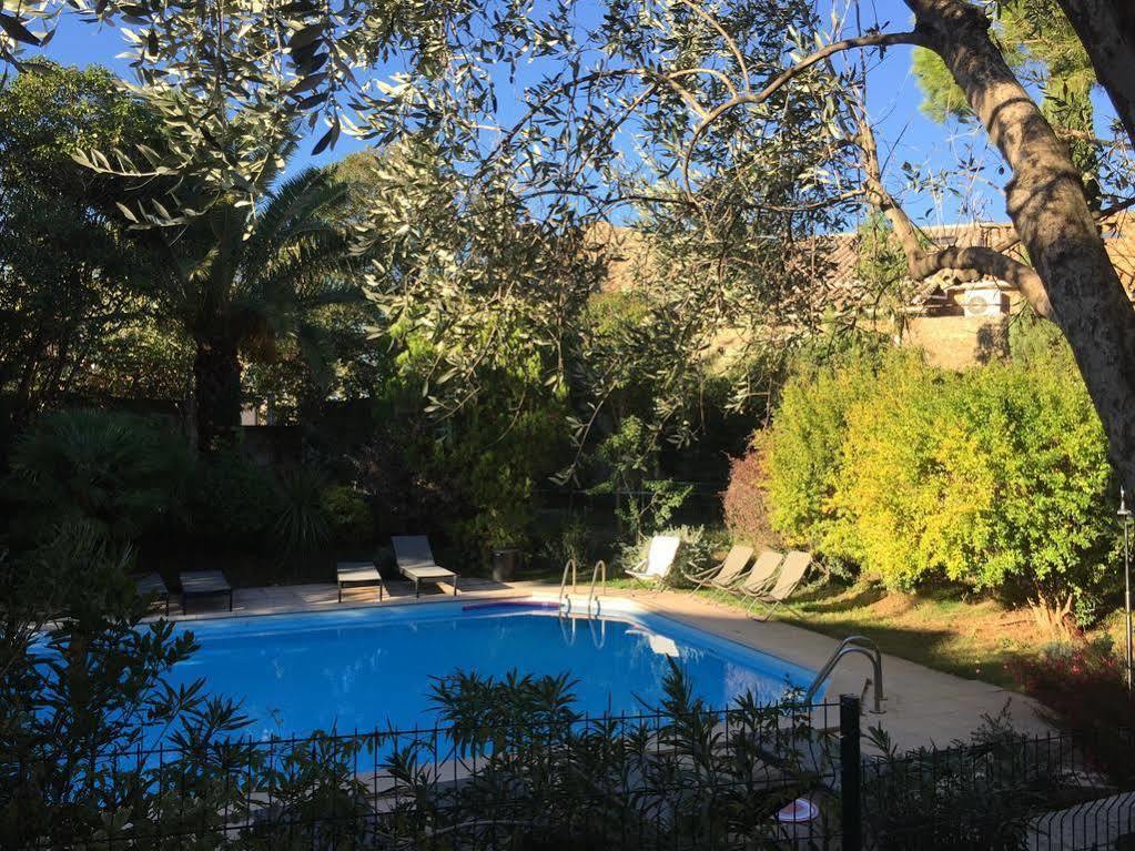 לינה וארוחת בוקר הומפס Le Jardin D'Homps מראה חיצוני תמונה
